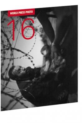 WORLD PRESS PHOTO 16 | 9788498019186 | Llibreria La Puça | Llibreria online d'Arsèguel - Comprar llibres en català online - Llibres Andorra i Pirineu