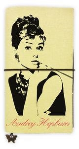 LIBRETA GRANDE AUDREY HEPBURN | 9788868212780 | Llibreria La Puça | Llibreria online d'Arsèguel - Comprar llibres en català online - Llibres Andorra i Pirineu